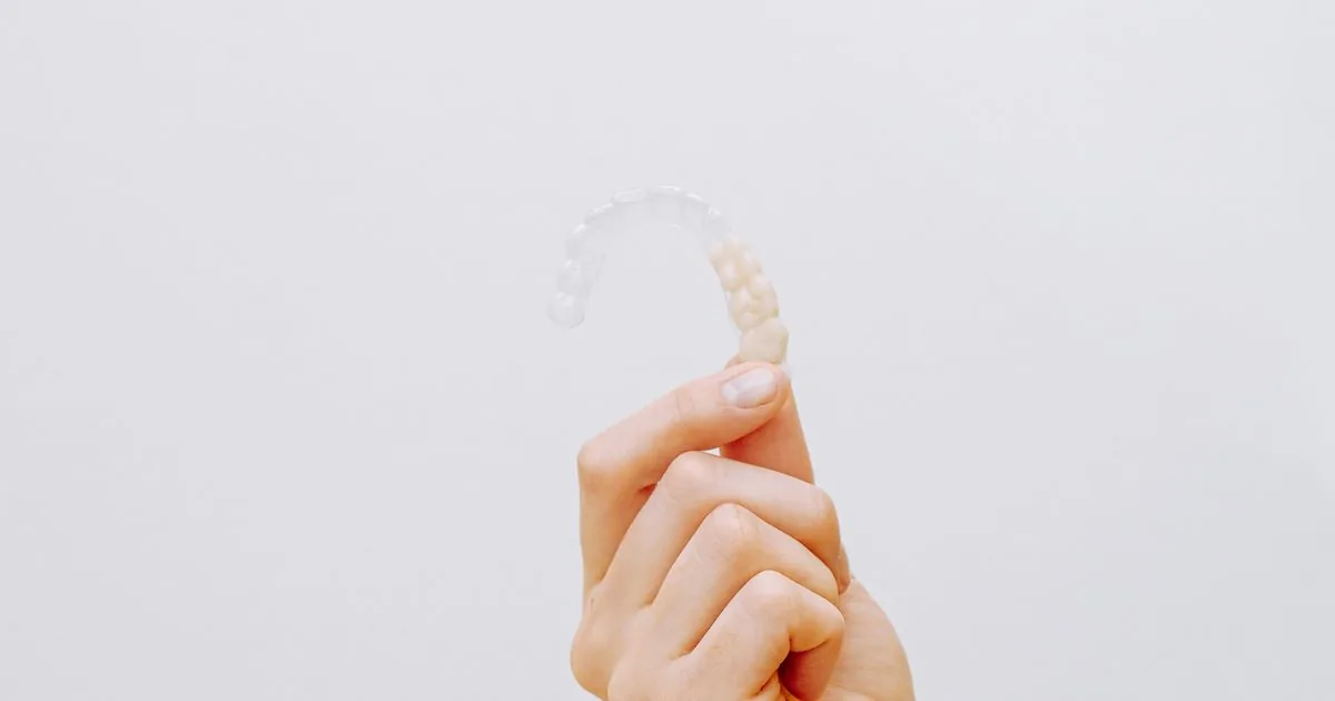 Fixed Braces vs Clear Aligners - Which Is Right for You?